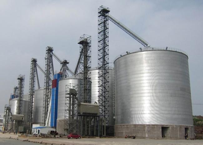 安居大型钢板库构造参数及水泥储存质量